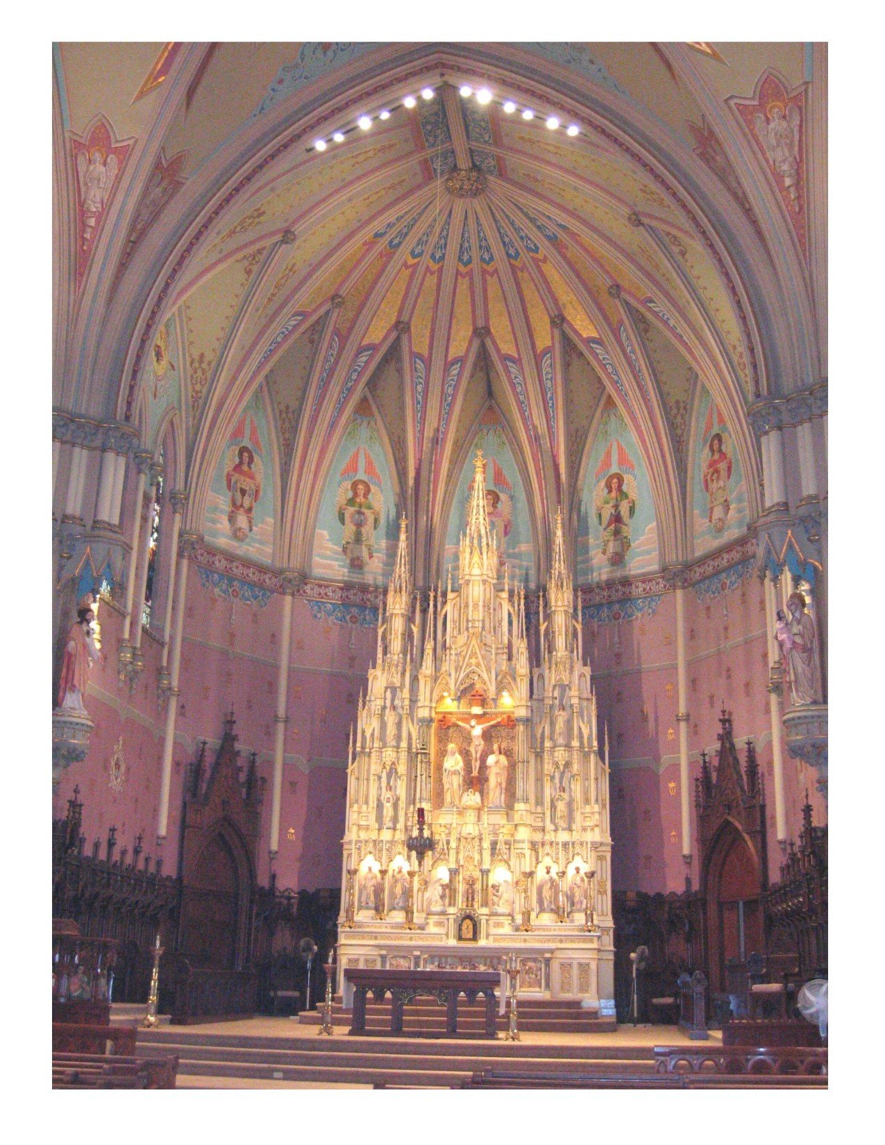 History of Ste. Marie Enter through the Narrow Gate Ste. Marie Parish Manchester, NH